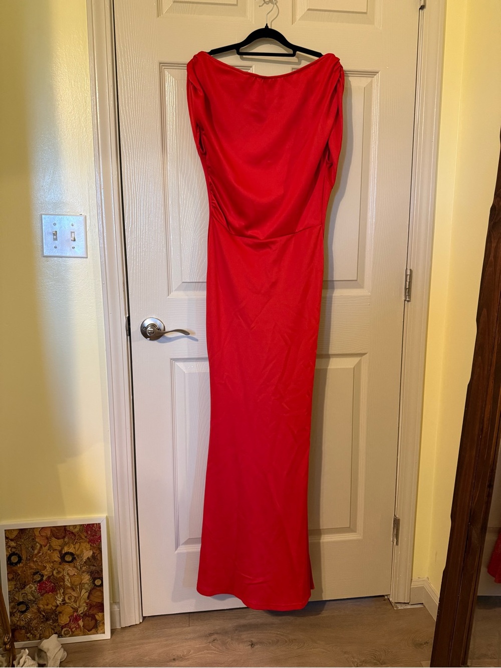 Elegant Red Women's Evening Gown